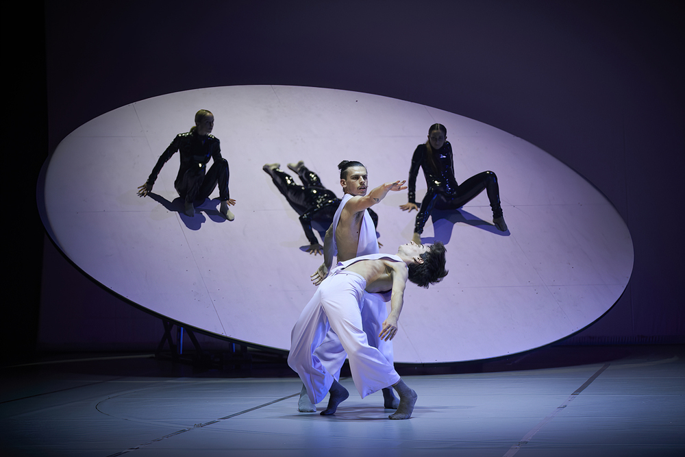 Badora Dance Company: Falling Out of Time – premiere at Müpa Budapest Valuska Gábor / Müpa