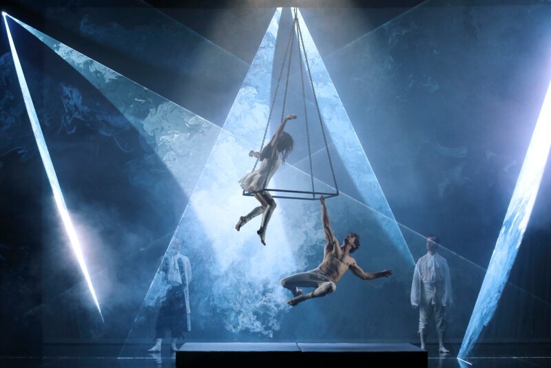 30486_21165_251017-19_Compagnia_Finzi_Pasca_003_web.jpg