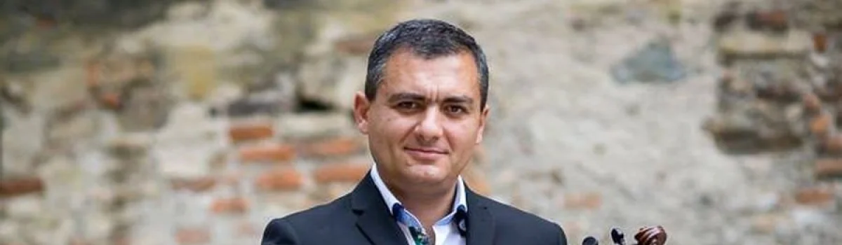 lakatos-robert-2.jpg
